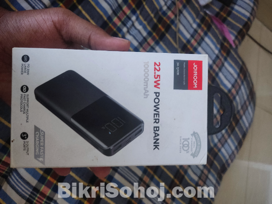 Joyroom fast charging power bank 22.5 w supported
